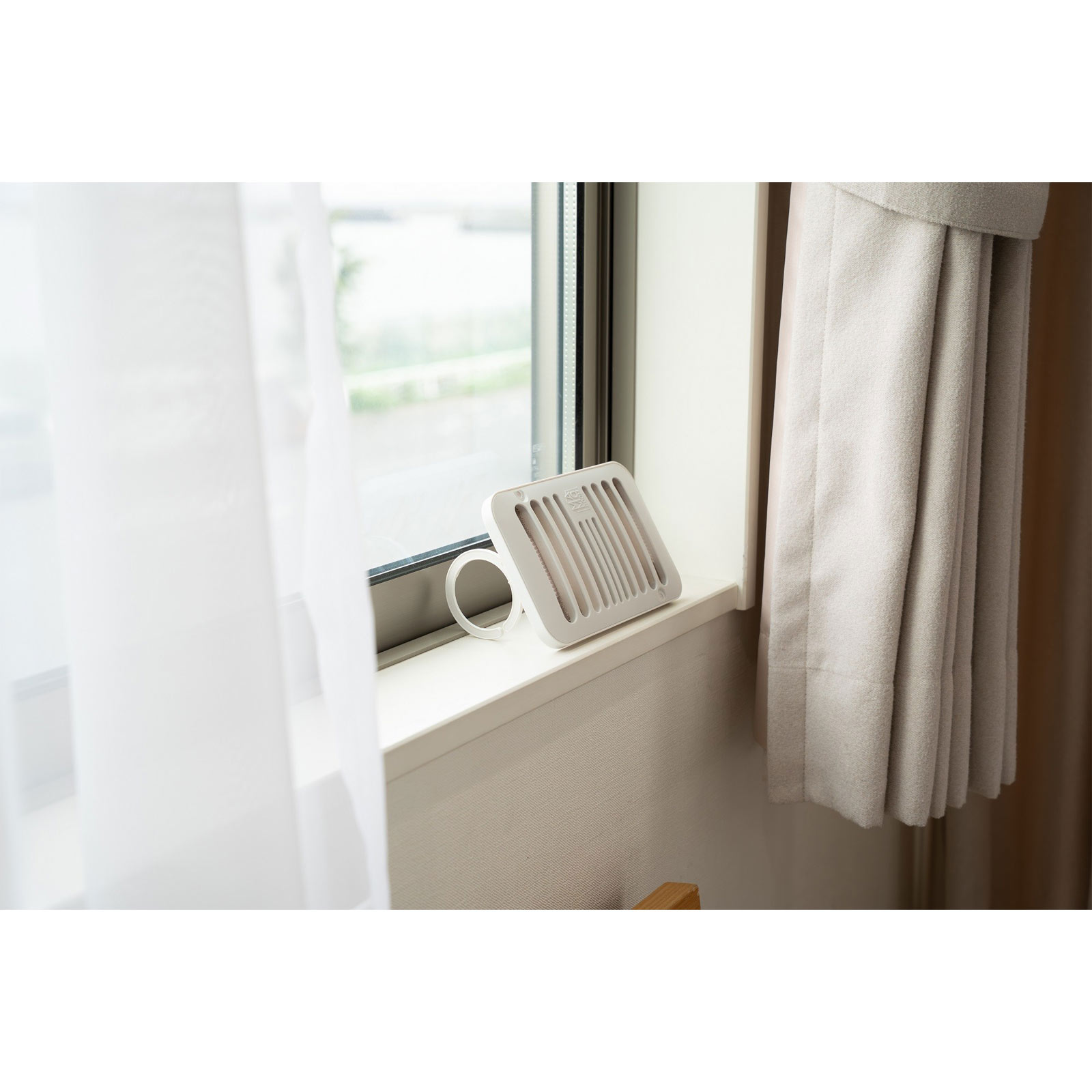 マモルーム 虫よけ 吊るだけ プレート ベランダ用 9ヵ月用 虫除け 吊り下げ 対策 1個 アース製薬