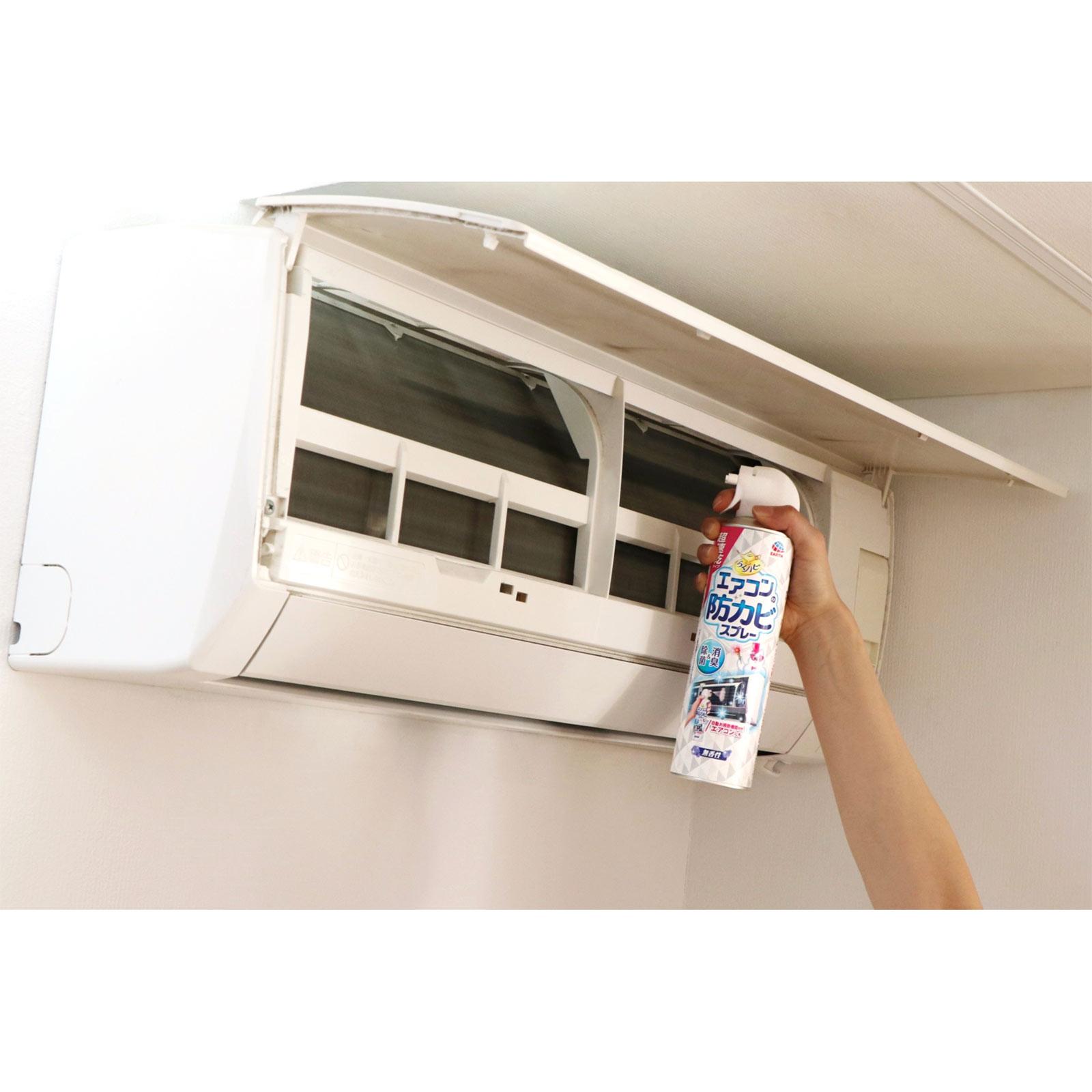 らくハピ エアコンの防カビスプレー 無香性 防カビ剤 カビ対策 ３５０ｍｌ アース製薬
