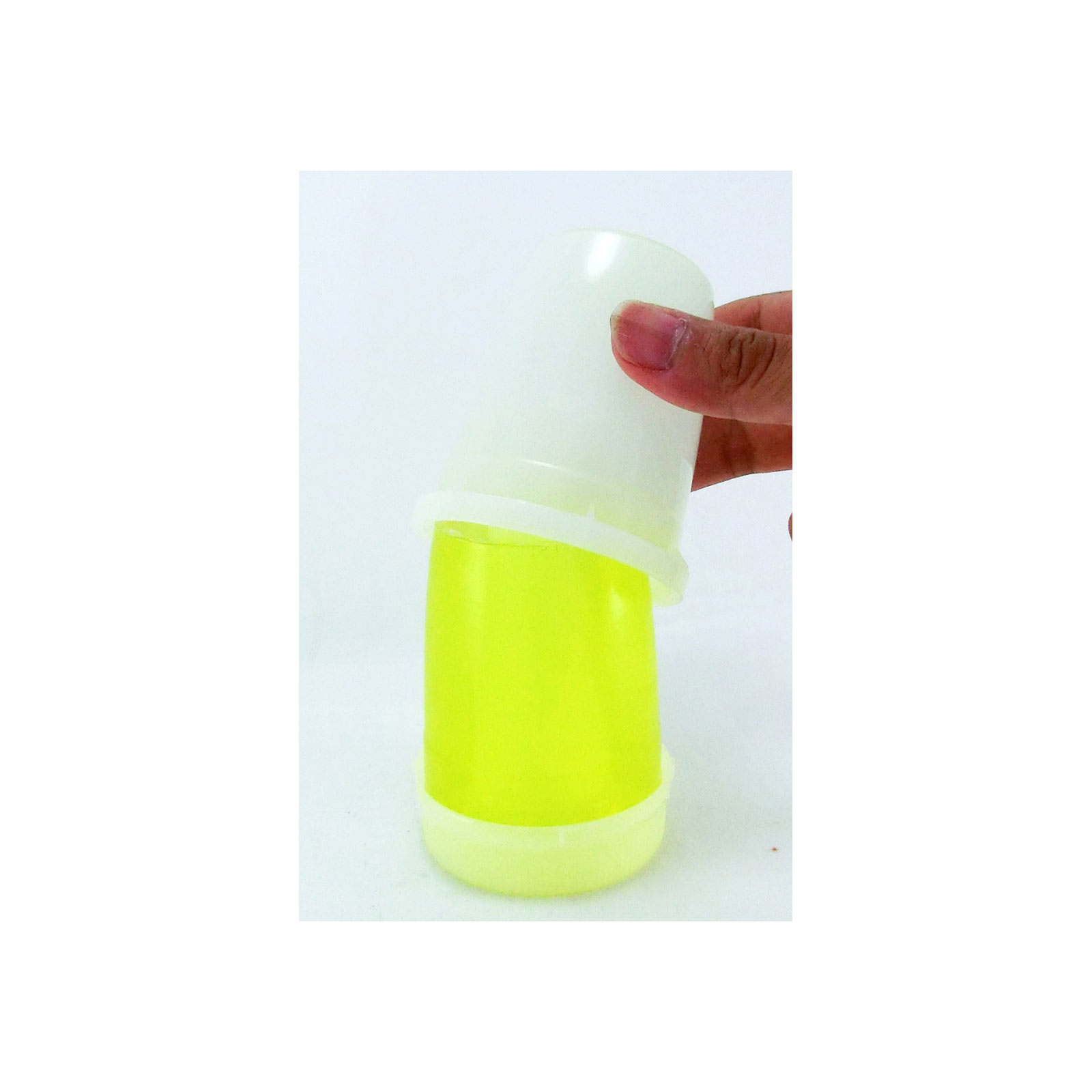 サワデー つめ替用 気分すっきりレモンの香り １４０ｇ 小林製薬