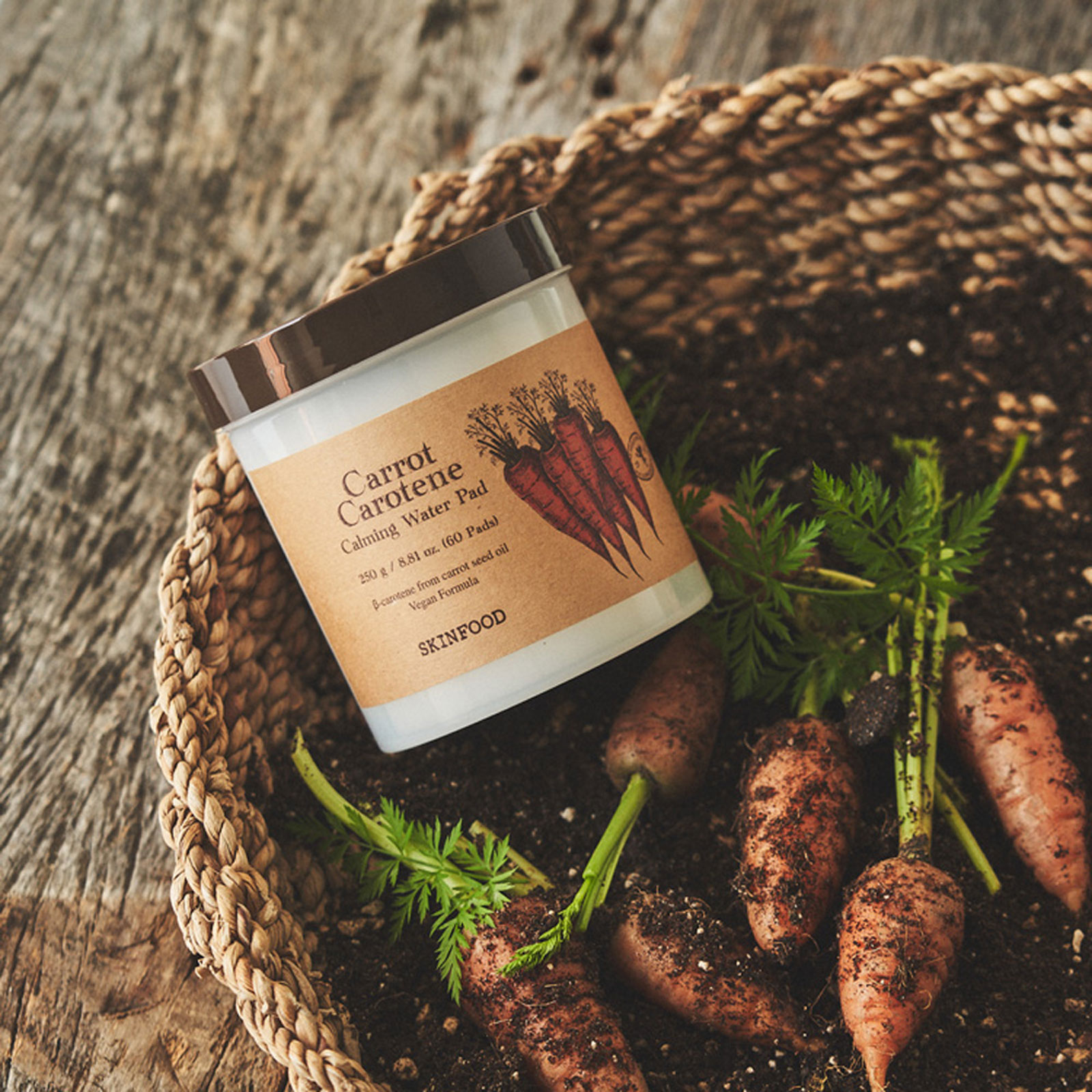 新品　SKINFOOD キャロットカロテン カーミングウォーターパッド　4個 SKINFOOD スキンフード キャロットカロテン カーミング